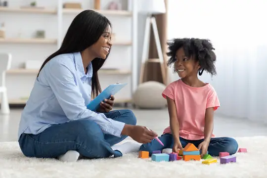 Especialista em terapia cognitivo comportamental
